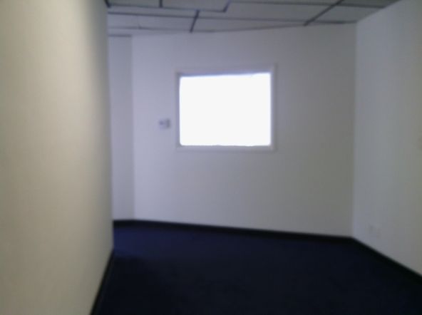 RECEPTION, 2 LARGE OFFICES. CORNER SUITE. LONG OR SHORT TERM.